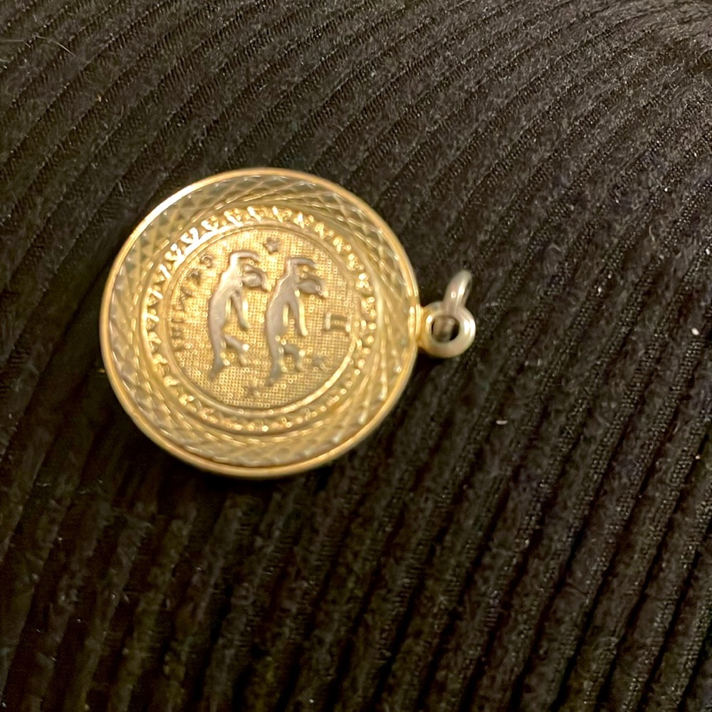Male Gemini pendant
